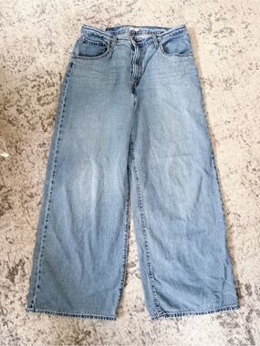 ⭐️3/$30⭐️ (bundle deal) Levi’s Cinch Baggy Jeans size 31